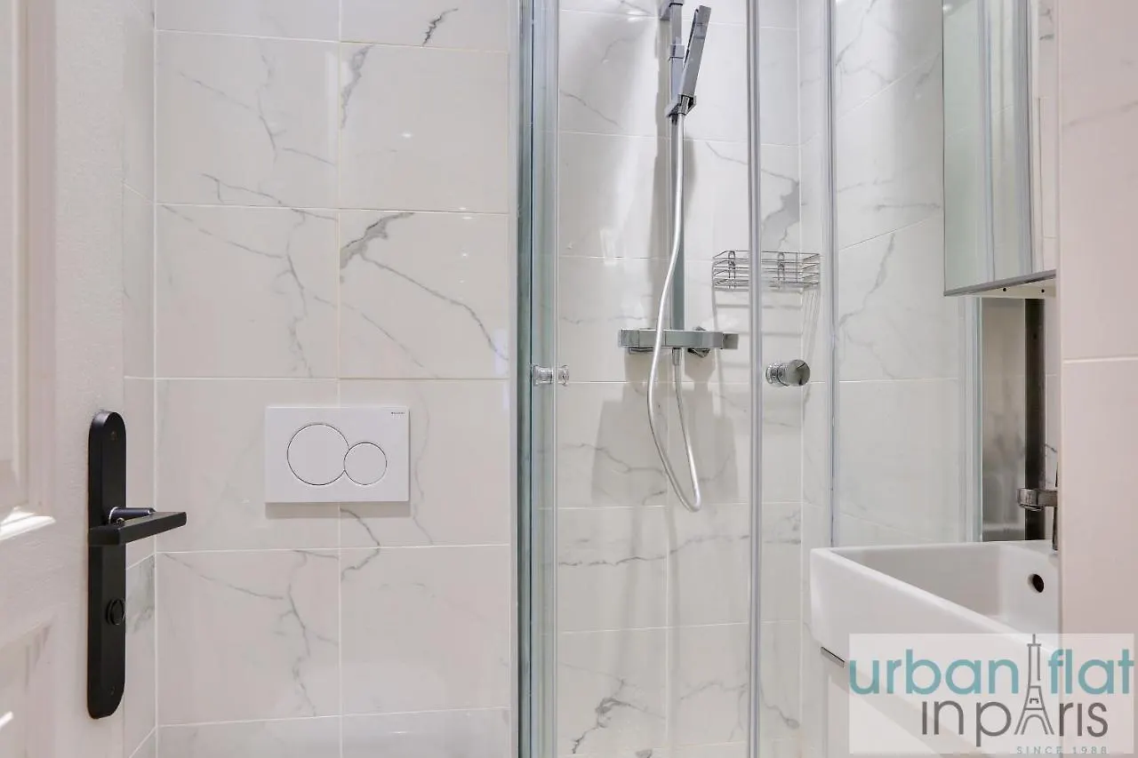 Urban Flat 103 - Spacious Flat Near Grands Boulevards Paris 0*,