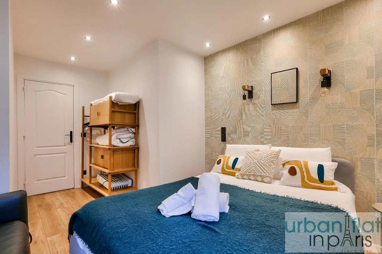 Urban Flat 103 - Spacious Flat Near Grands Boulevards Paris France